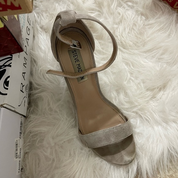 STEVE MADDEN Carrson Heels - Picture 5 of 5